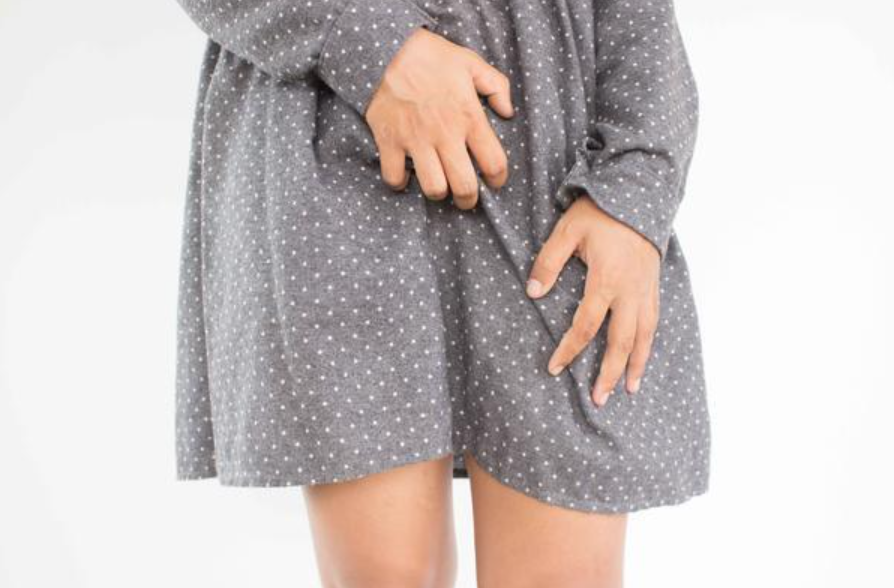女性内裤经常潮湿，要注意一下3种情况不能大意